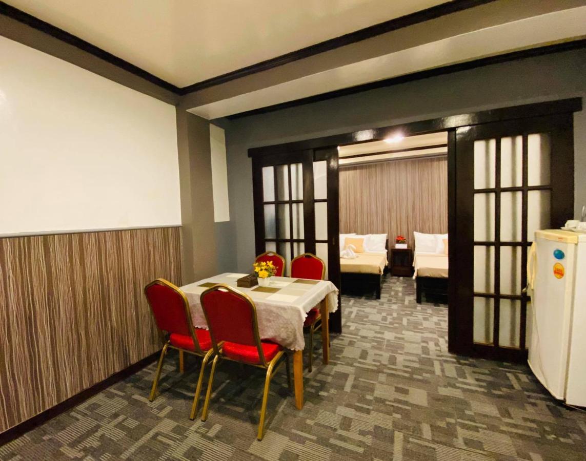 Amax Inn Makati Makati City Exterior foto