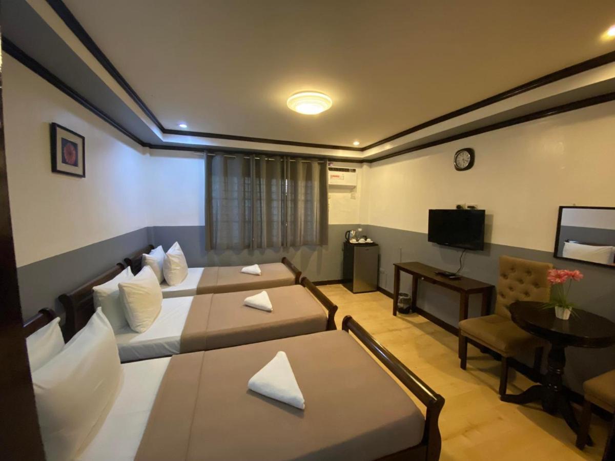 Amax Inn Makati Makati City Exterior foto